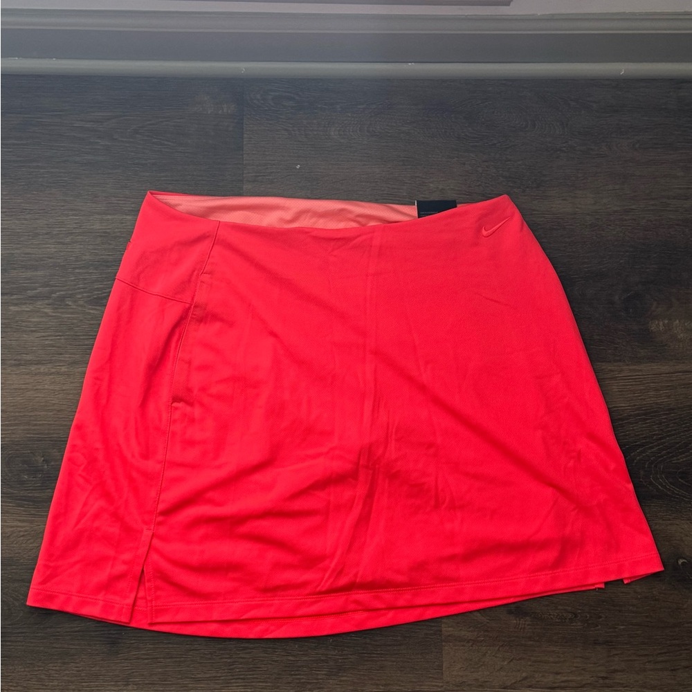 Nike Coral/Hot Pink Golf Skort